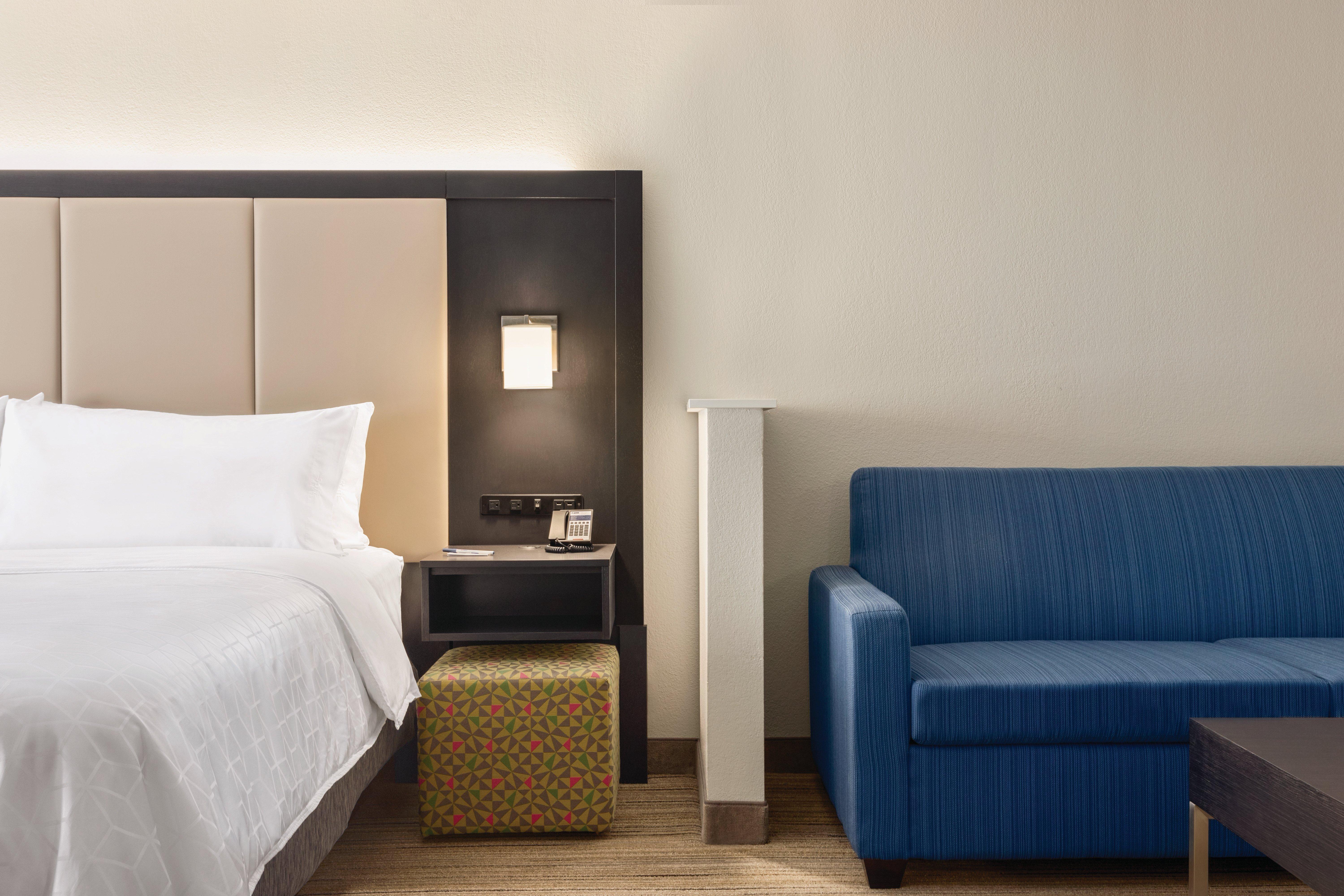 Holiday Inn Express Hotel & Suites Lawton-Fort Sill By Ihg Exterior photo