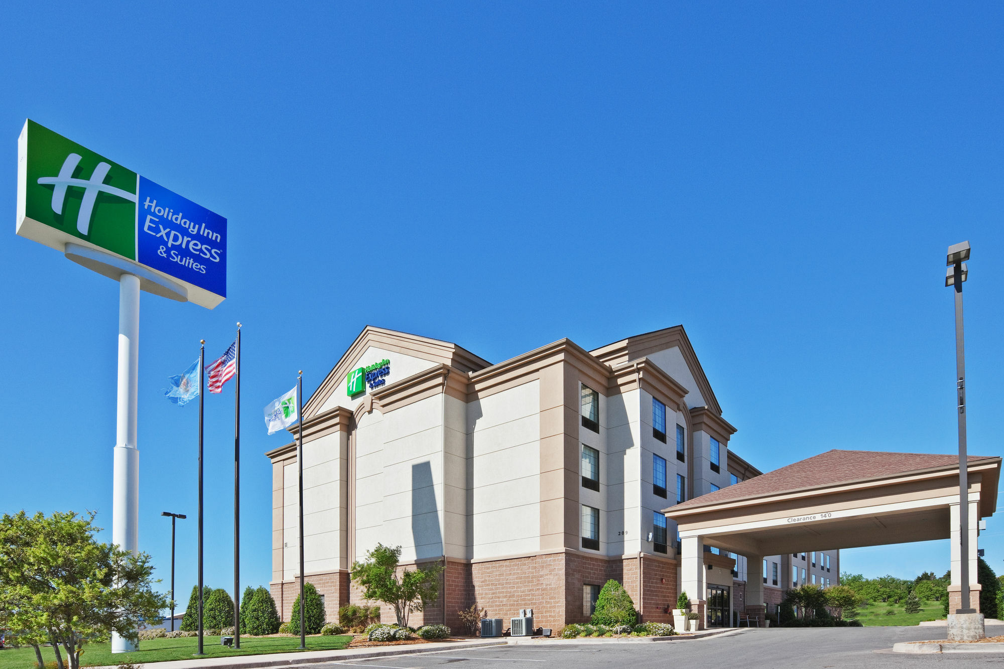 Holiday Inn Express Hotel & Suites Lawton-Fort Sill By Ihg Exterior photo